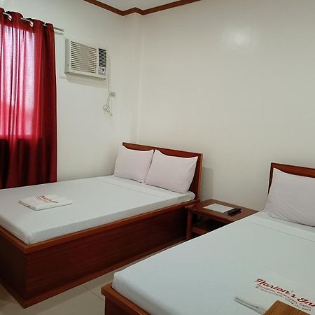 Marion'S Inn 1 Bantayan Powered By Cocotel Cebu Room photo