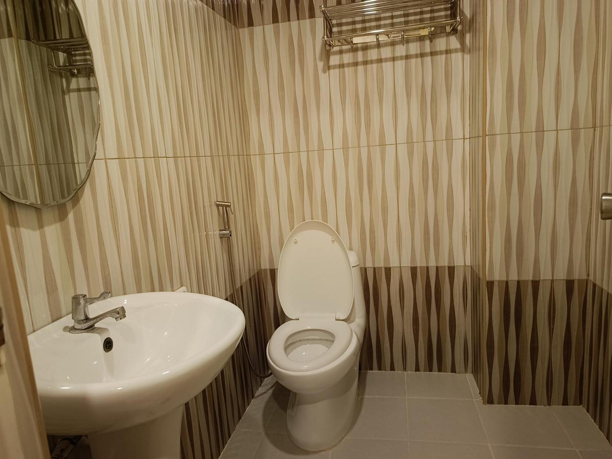 Marion'S Inn 1 Bantayan Powered By Cocotel Cebu Room photo